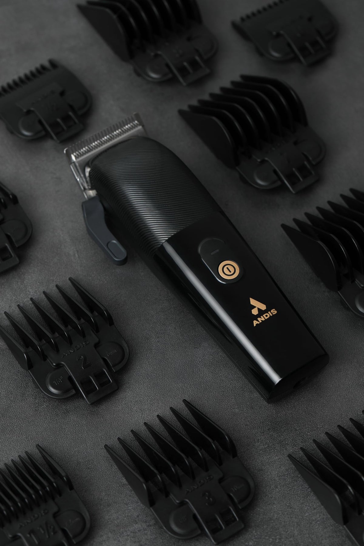 Andis Envy II lithium-ion battery offers up to two hours of run time.