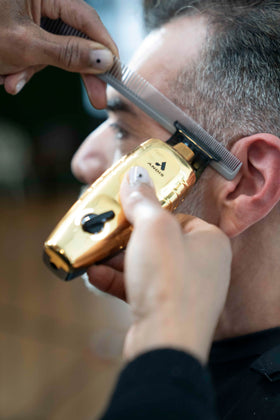 Brushless motor close-up highlights powerful performance and reduced heat during long trims.