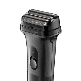 Andis inFORM non-slip rubber grip ensures secure handling during use.