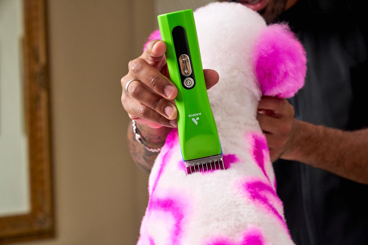 Andis ProClip 5-in-1 blade from size 9 to 40 for versatile styling.