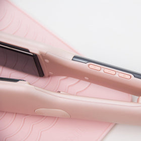 ANGENIL ionic technology balances static for smoother hair