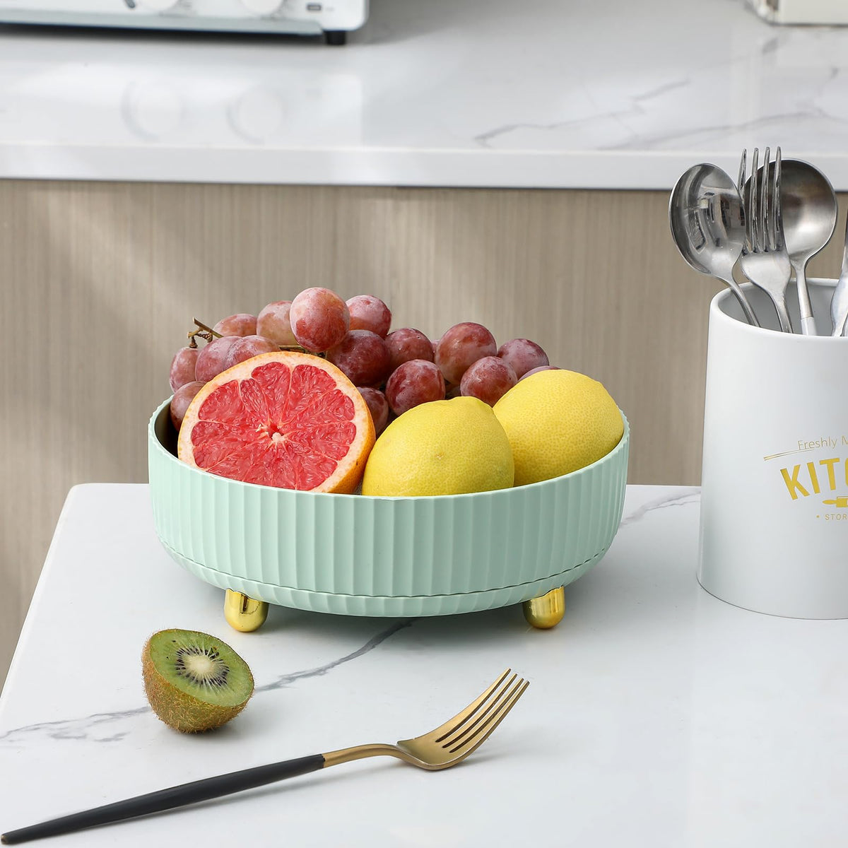 Anyoifax slim desktop tray maximizes vanity storage without crowding