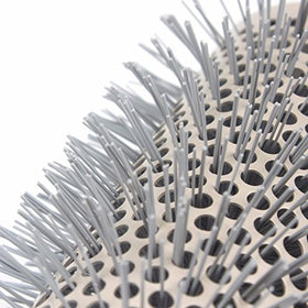 Aozzy round brush 32mm barrel for medium curls and smooth results