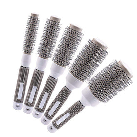 Aozzy ceramic coating close-up showing even heat distribution on bristles