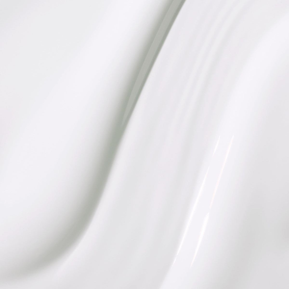 Non-wipe top coat leaves a glossy, durable finish.