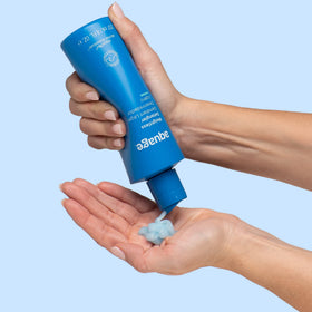 Close-up of Aquage Weightless Detangler reveals shine and body.
