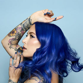 Arctic Fox Sorceress Midnight Blue model hair demonstrating vibrant blue.