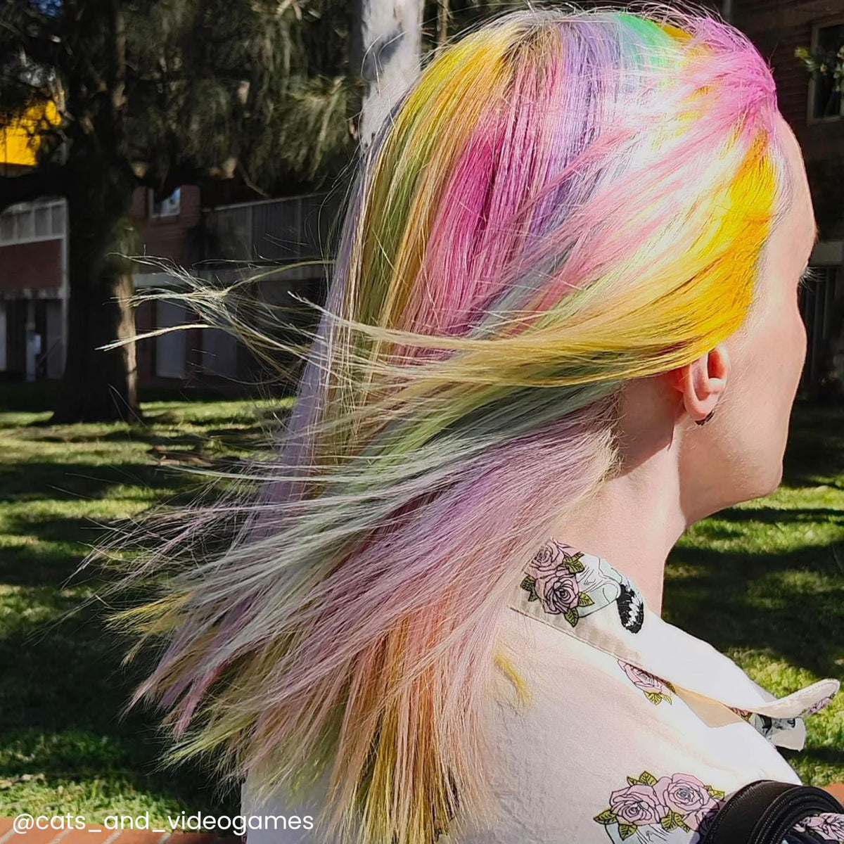 ARCTIC FOX pastel base helps craft soft shades with control.