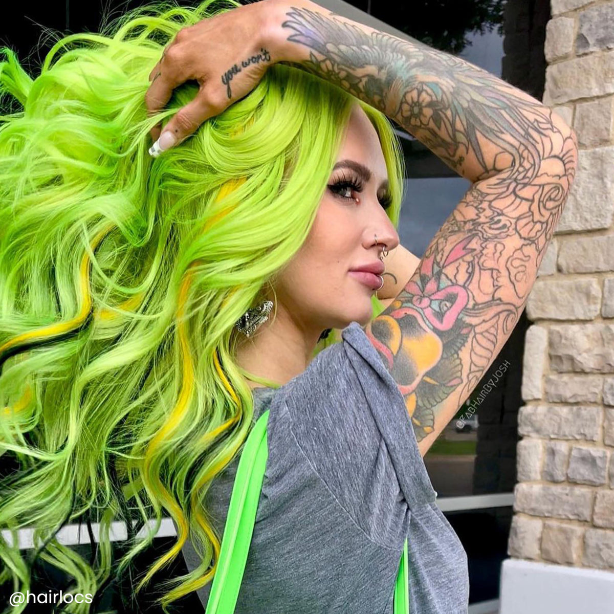 Arctic Fox Space Cowgirl green dye packaging highlights vegan, cruelty-free ingredients.