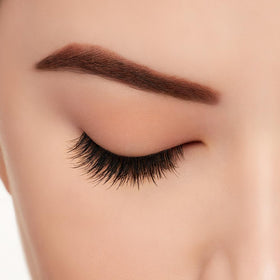 Ardell Light As Air 521 lashes rounded shape, eye-brightening silhouette