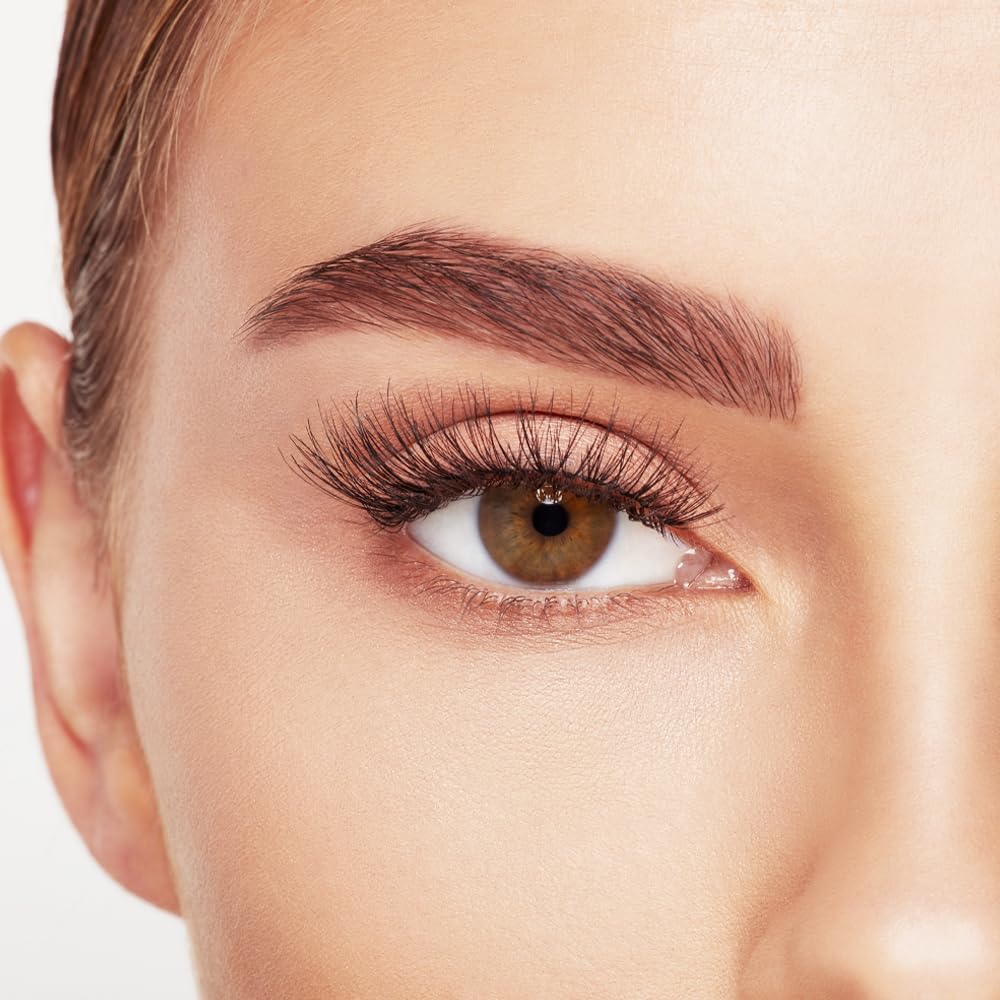 Lash tray display of Ardell 422 Invisiband two-pack