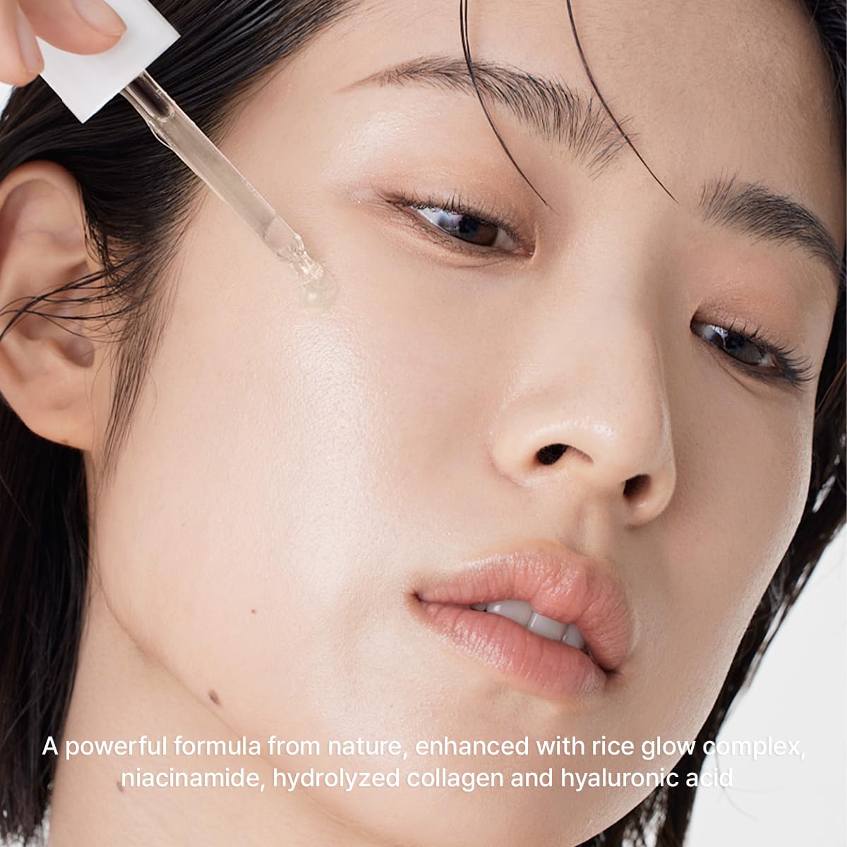ARENCIA packaging highlights rice mucin and niacinamide for balanced radiant skin.