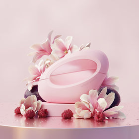 Ariana Grande MOD Blush base notes dreamwood and ambrox provide warm, lasting depth