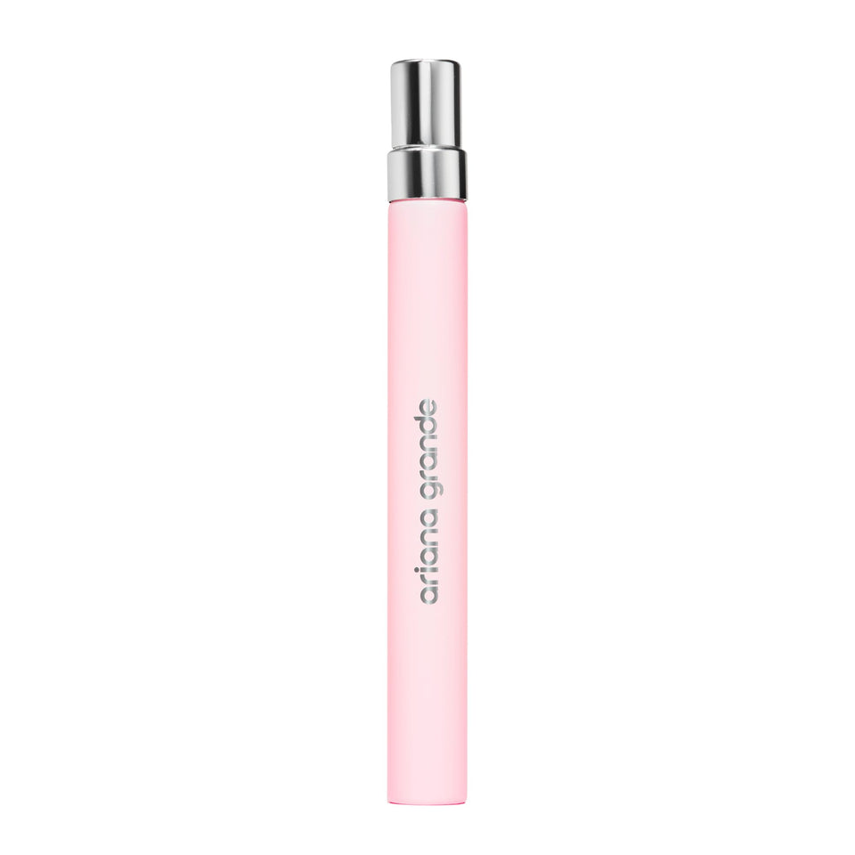 Ariana Grande MOD Blush top notes pour shows passionfruit and bergamot for an energizing scent