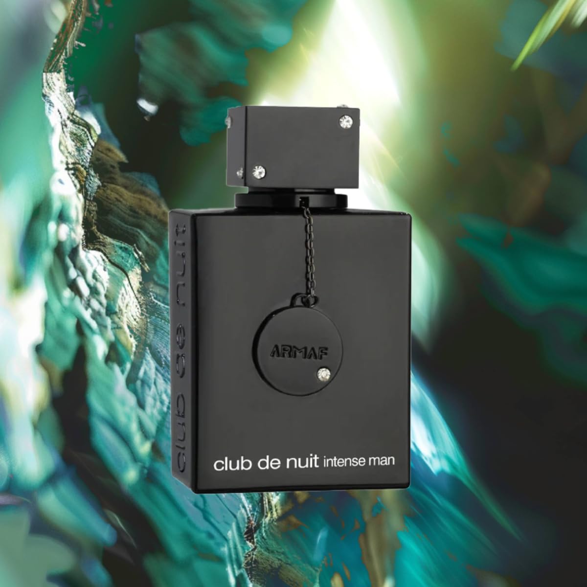 ARMAF Club de Nuit Intense middle notes with jasmine and rose for refined charm