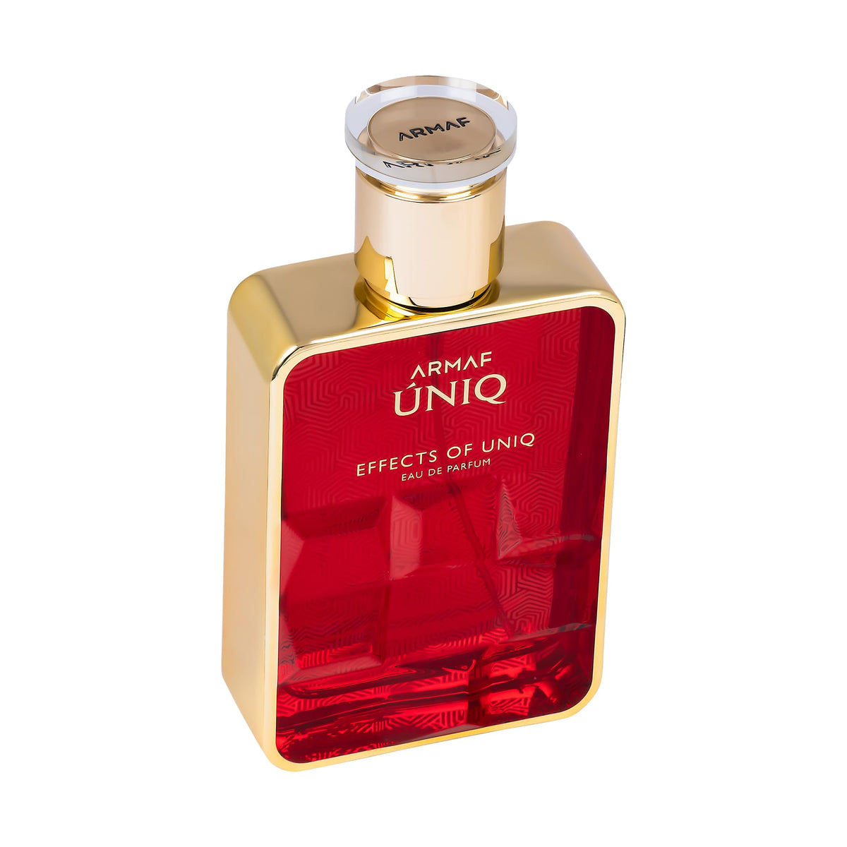 Armaf Uniq close-up on cedarwood note for enduring woody character.