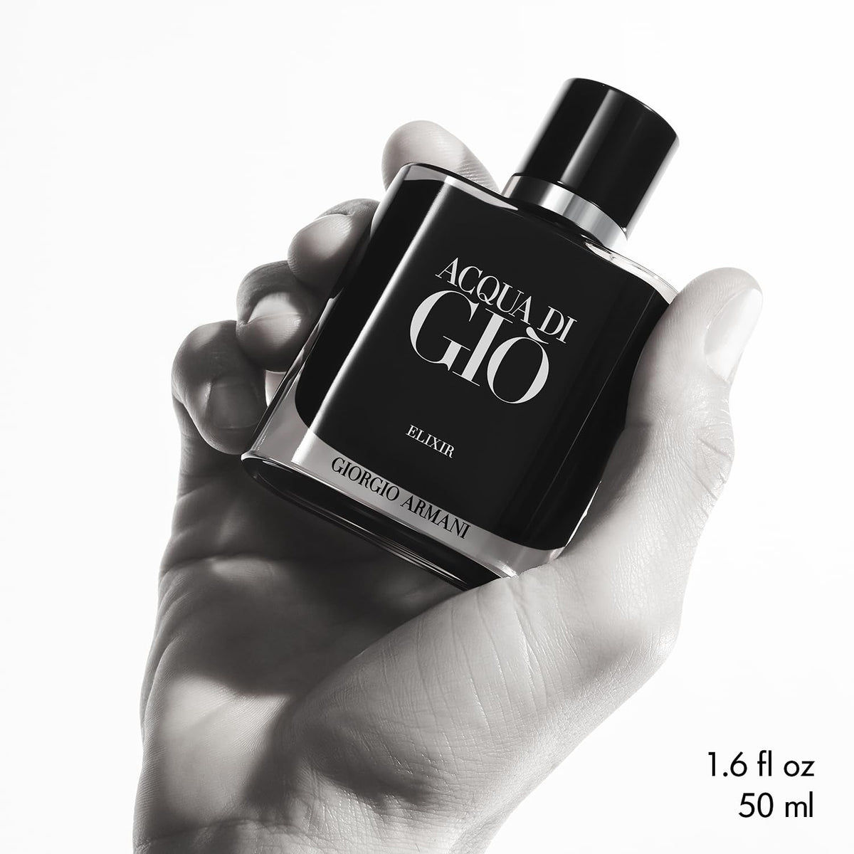 Violet note close-up visual hints at refined sensual warmth