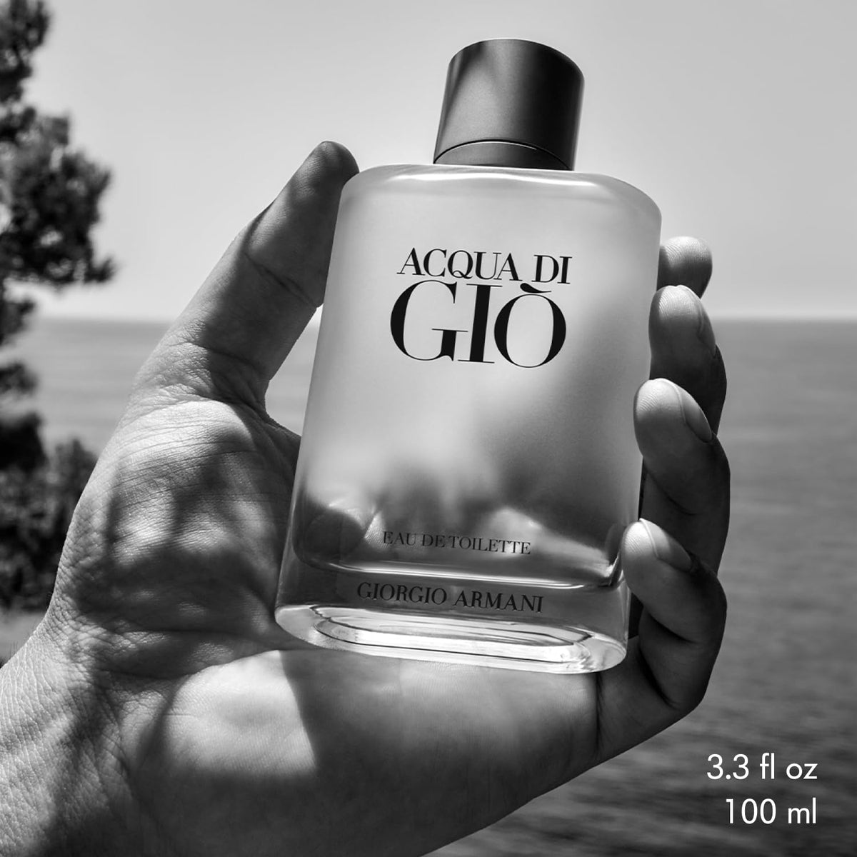 Armani Beauty Acqua di Gio pulse-point application, ideal for subtle scent