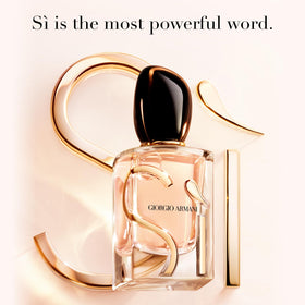 Armani Si cap detail, showcasing refillable bottle design