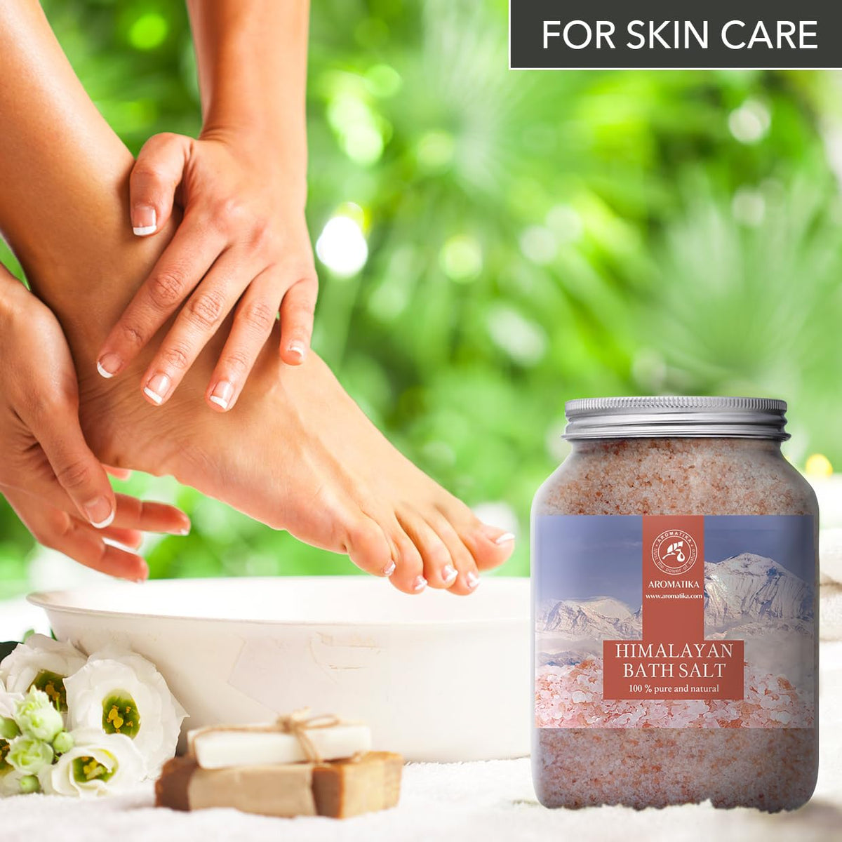 AROMATIKA Himalayan pink salt detox bath with mineral crystals