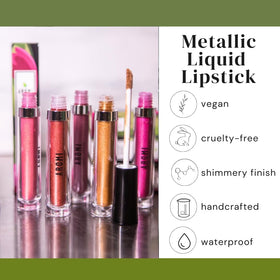 Aromi Fab Flamingo velvet matte finish on lips with high-impact color.