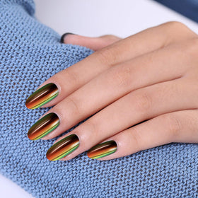 Artdone Chrome powder shimmer creates bold metallic nails.