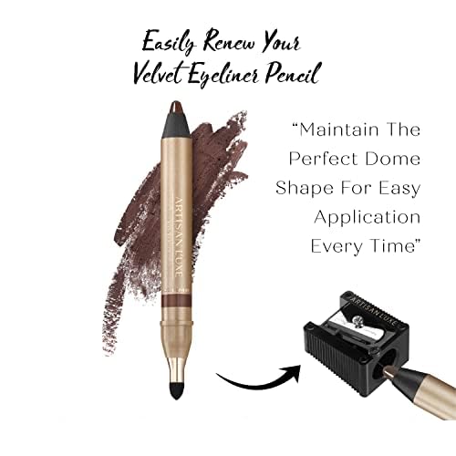 Hyaluronic acid and ceramides care for the delicate eye area with Artisan L'uxe.