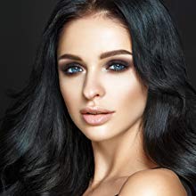 Artisan L'uxe Velvet Eyeliner Pencil waterproof formula for all-day smudge resistance.