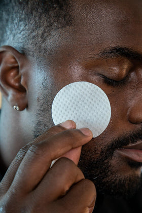Assembled Renew Face Wipes with retinol and glycolic for renewed complexion.