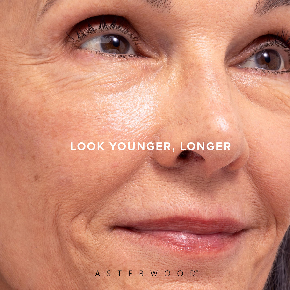 Gift-ready peptide serum packaging suitable for moms and friends.