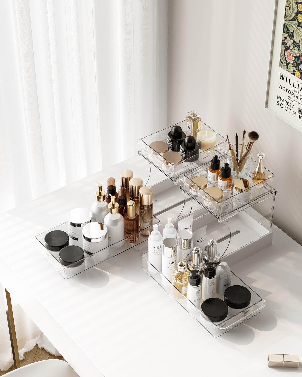Attelite makeup organizer with 2-tier rotating base for fast access to cosmetics.