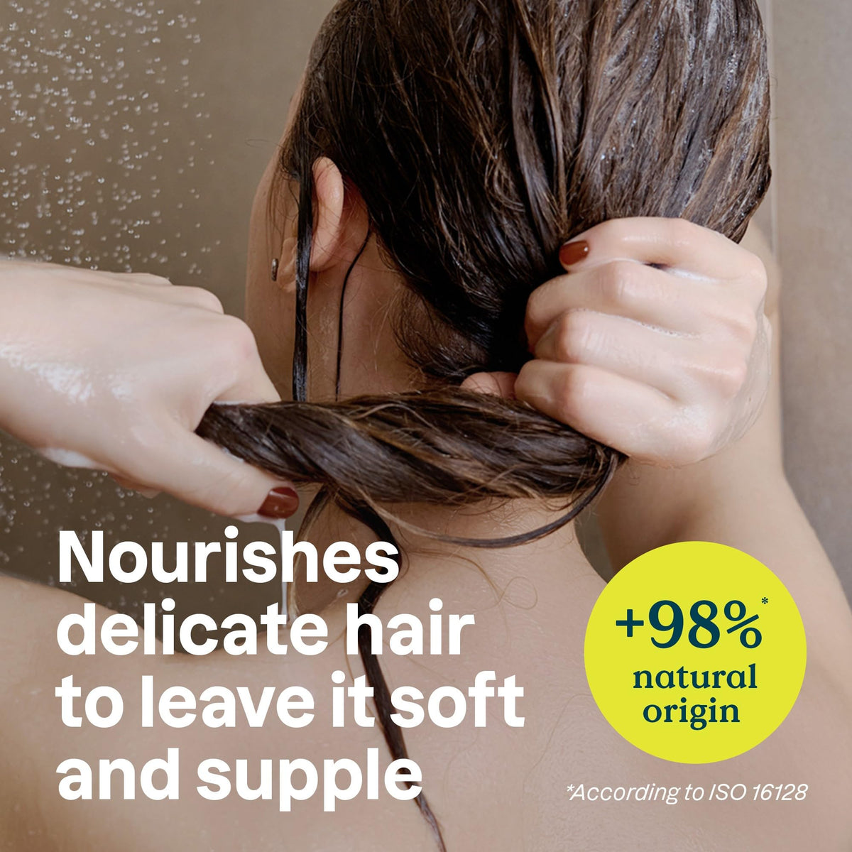 ATTITUDE Nourishing Conditioner avocado oil application for smooth, hydrated hair