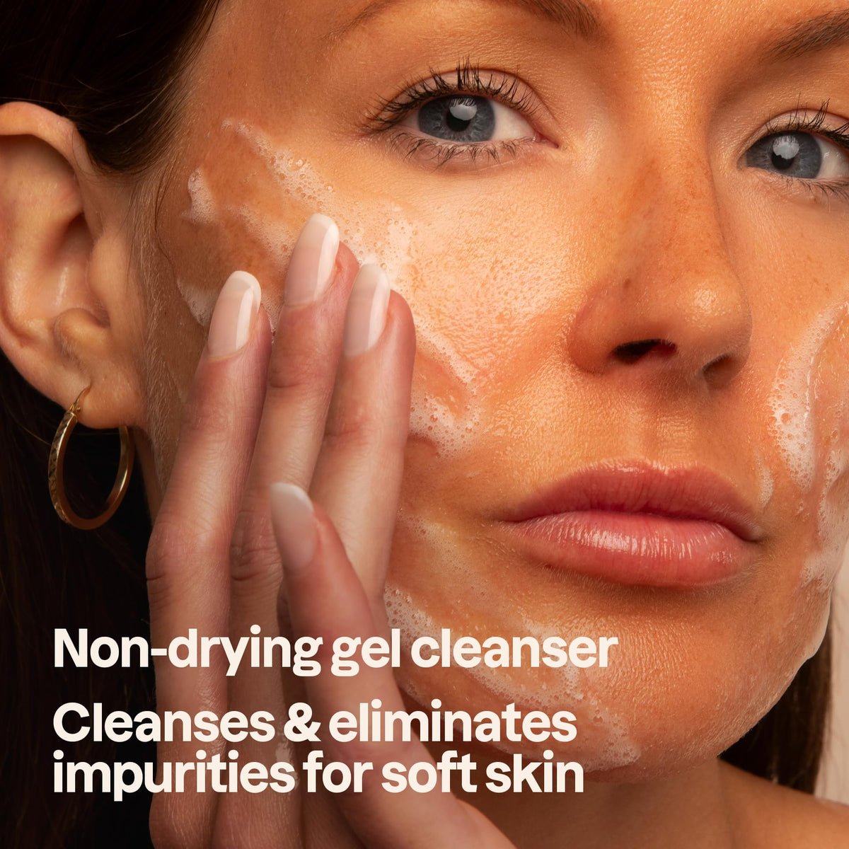 ATTITUDE Revitalizing Cleansing Gel pour demonstrates easy controlled dispensing.