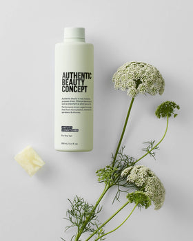 Citrus scented formula evokes refreshing spa-like experience.