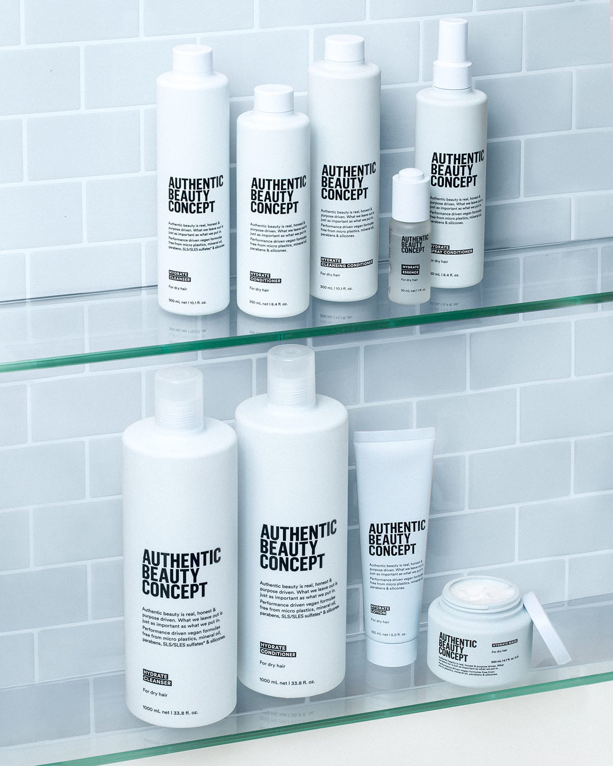 Hair being combed after Hydrate Conditioner use for easy detangling