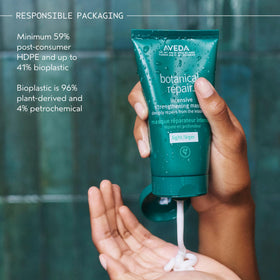 Aveda Masque Light detangling glide for smoother styling.