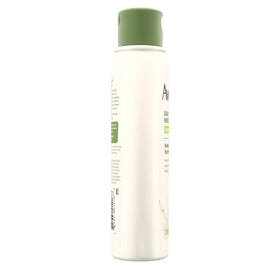 Creamy texture of Aveeno formula indicating gentle cleansing