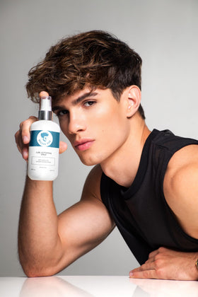 Midday refresh scene showing easy redefinition of curls