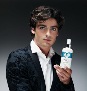 Spray mist with no crunch visible on natural curls