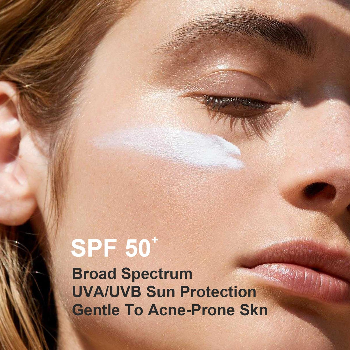 AVJONE under-makeup-base sunscreen creates a smooth canvas for flawless application.