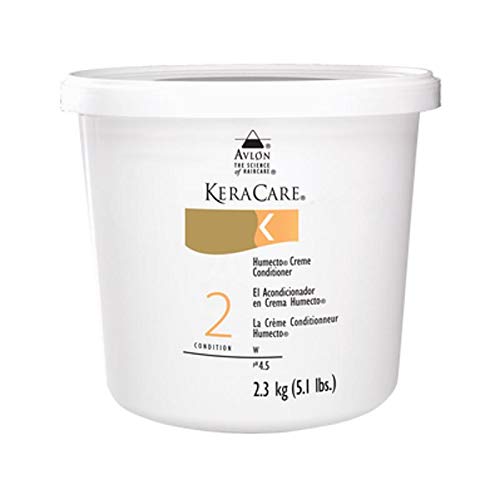 Avlon Keracare Humecto Creme Conditioner packaging on shelf.