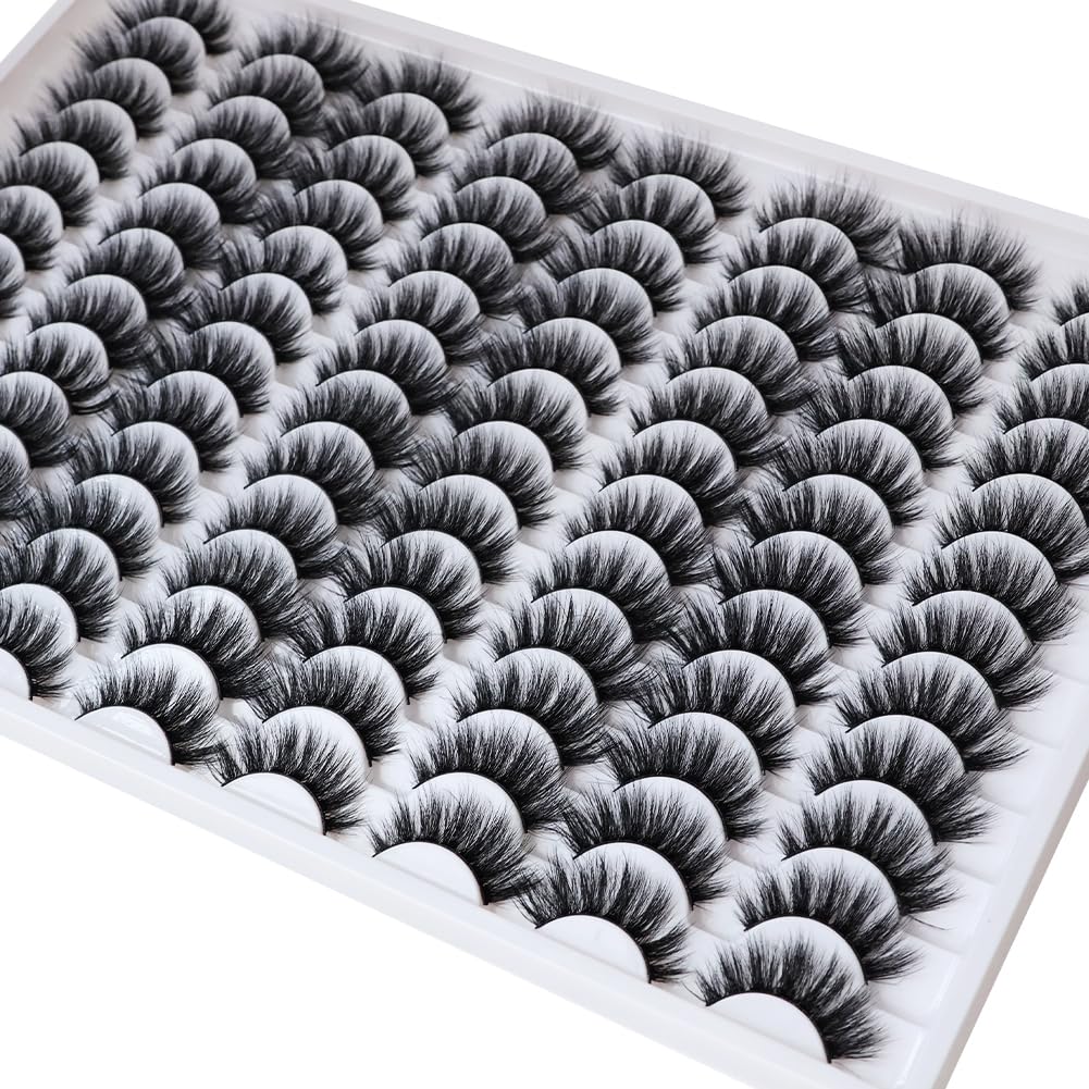 Azenlo lightweight lashes enable easy application and long wear.