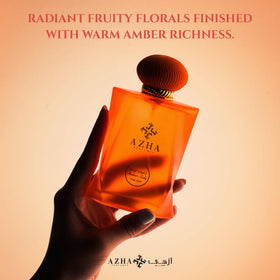 Azha Perfumes Emerald Nebula spray action delivers a smooth, lasting scent.