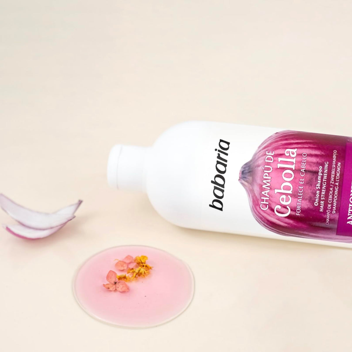 Babaria Onion Shampoo packshot displays full-size bottle and brand packaging.