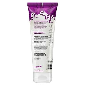 Applying Curl Talk gel in hand shows easy, on-the-go styling.