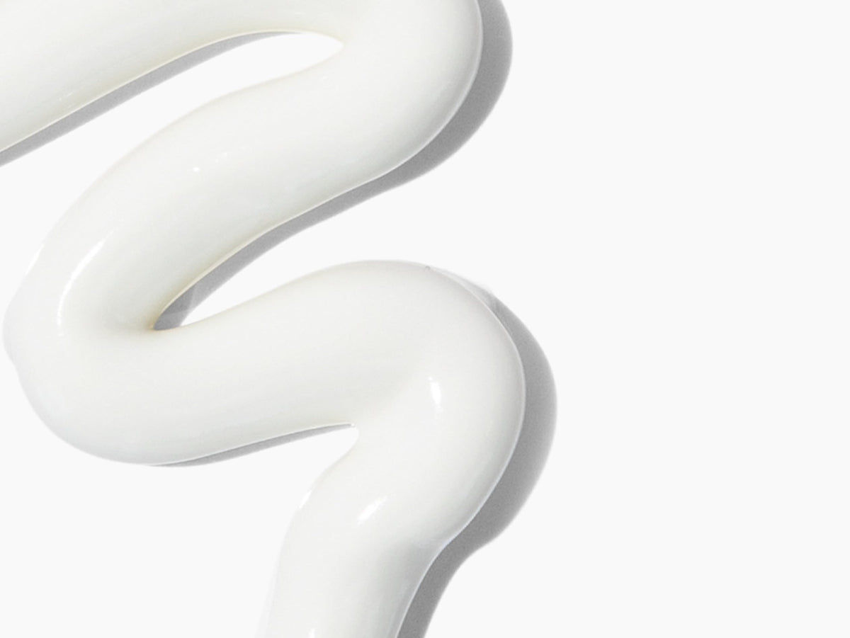 Babo Botanicals face and body sunscreen SPF30 application demonstrates easy coverage.