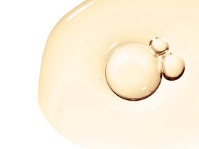 Babo Botanicals Swim & Sport lifestyle image shows cleansing after activity.