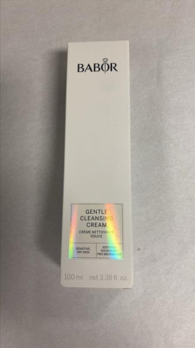 BABOR Gentle Cleansing Cream applying on skin to cleanse pores.