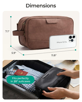 BAGSMART waterproof back pocket helps separate damp items while traveling.