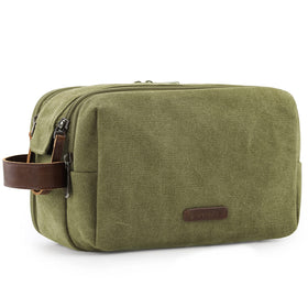 BAGSMART Toiletry Bag for Men with large capacity in green canvas for travel use.